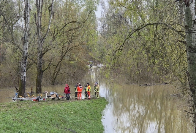 Hrvatska: Više desetina lica upalo u Savu, u toku spasavanje